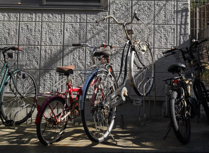 These Advocates Are Mapping — and Grading — Every Bike Rack In Town