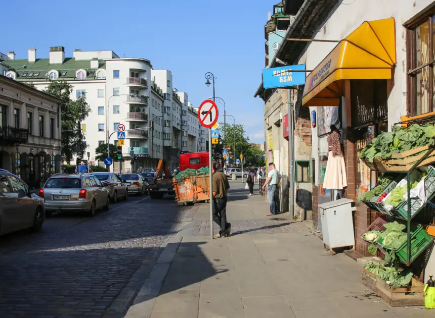 Does Your City Need a ‘Department of Sidewalks’?